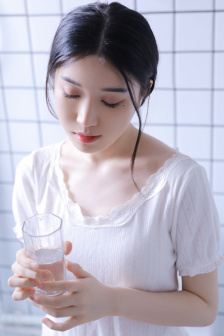 女人裸体性做爰视频